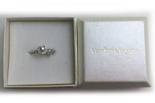 ヴァンドーム青山 リング 指輪 Pt950 プラチナ950 重量3.8g 11号 D0.16ct 買取致しました。