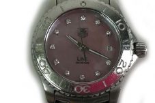 タグホイヤー TAG HEUER 腕時計 リンク WJ131C 腕回り約15.5cm クオーツ ピンクシェル文字盤買取致しました。