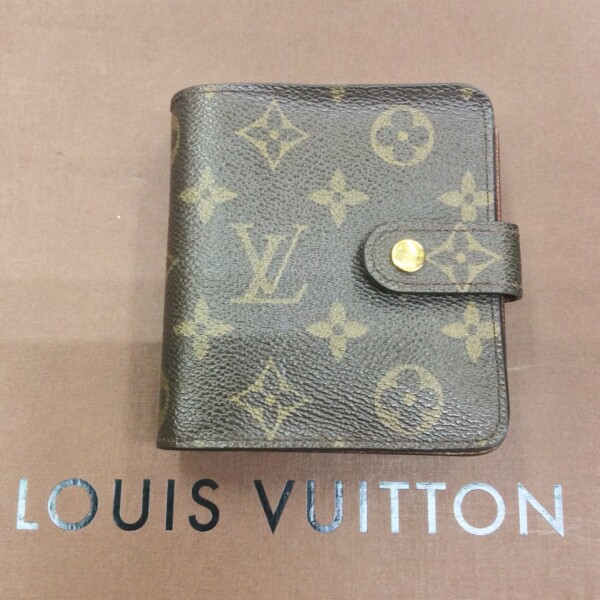 LOUIS VUITTON ルイヴィトン 二つ折り財布 M61667 コンパクトジップ 
