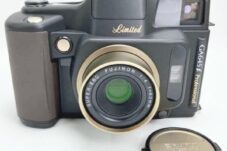 富士フイルム FUJI FILM 中判フィルムカメラ GA645i Professional F4 f=60mm 15周年記念モデル 買取致しました。