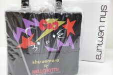 shu uemura ロックザパーティ プレミアム メイクアップ ボックス 買取致しました。