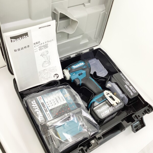makita 充電式インパクトドライバ TD172DRGX ブルー 18V 6.0Ah 買取致しました。