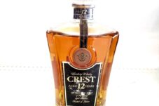 ラベルスレ有 SUNTORY CREST 12年  響マークボトル 700ml  ウイスキー 買取致しました。