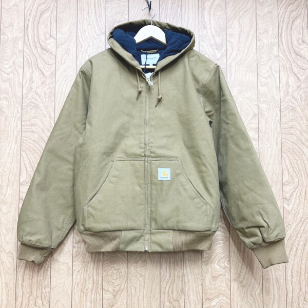 Carhartt アクティブジャケット 10213-083 Mサイズ買取致しました。