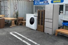 出張買取~岐阜県多治見市~冷蔵庫・洗濯機・食器棚・電子レンジ・キャビネット・TV台など買取致しました。