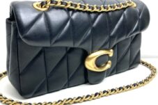 COACH コーチ Tabby タビー ショルダーバッグ 26・キルティング CP150 ブラック 買取致しました。