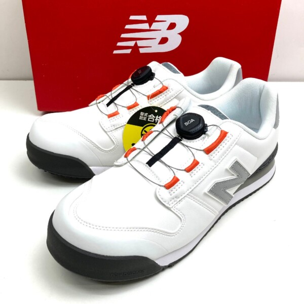 new balance ニューバランス プロスニーカーボストン 安全靴 BS-118 ホワイト 27.0cm メンズ 未使用 買取致しました。