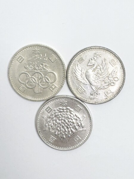 金だけじゃない!!銀の価格も高騰しています!!100円銀貨1枚400円で買取致します!!