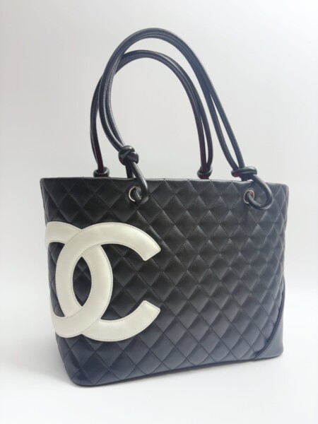 CHANEL カルボンライン ラージ トートバッグ 買取致しました。