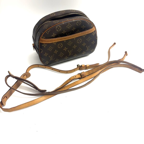 ちぎれてても大丈夫！！ Louis Vuitton モノグラム ブロワ M51221 買取致しました。