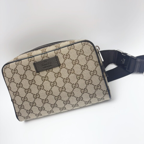 GUCCI GGキャンバス クロスボディバッグ 449174 買取致しました。