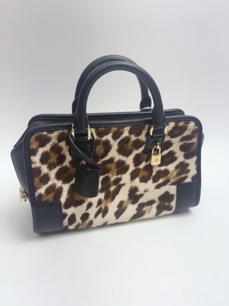 LOEWE アマソナ23 レオパード ハラコ 買取致しました。