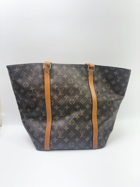 LOUIS VUITTON ルイヴィトン サックショッピング M51109 買取致しました。