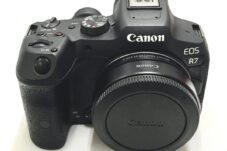 Canon キャノン EOS R7 ミラーレス 一眼レフカメラ ボディ 簡易動作確認済み  買取致しました。