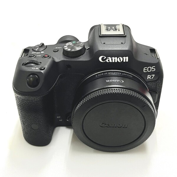 Canon キャノン EOS R7 ミラーレス 一眼レフカメラ ボディ 簡易動作確認済み  買取致しました。